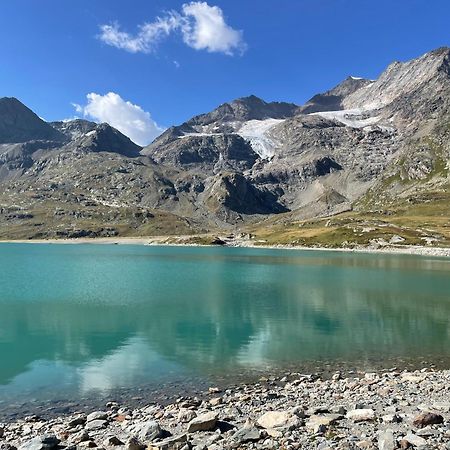 Ca Marasciol A 5 Minuti Dal Trenino Rosso Del Bernina Express Hotel Villa di Tirano Luaran gambar