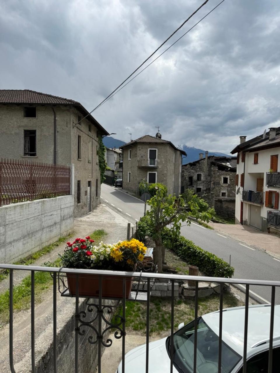 Ca Marasciol A 5 Minuti Dal Trenino Rosso Del Bernina Express Hotel Villa di Tirano Luaran gambar
